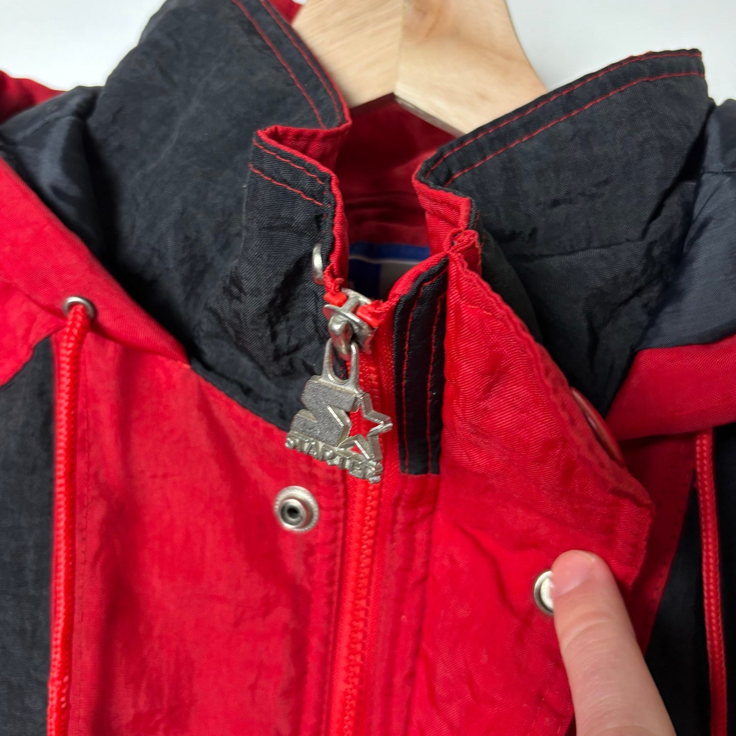 Vintage Detroit Red Wings apex one red starter puffer jacket
