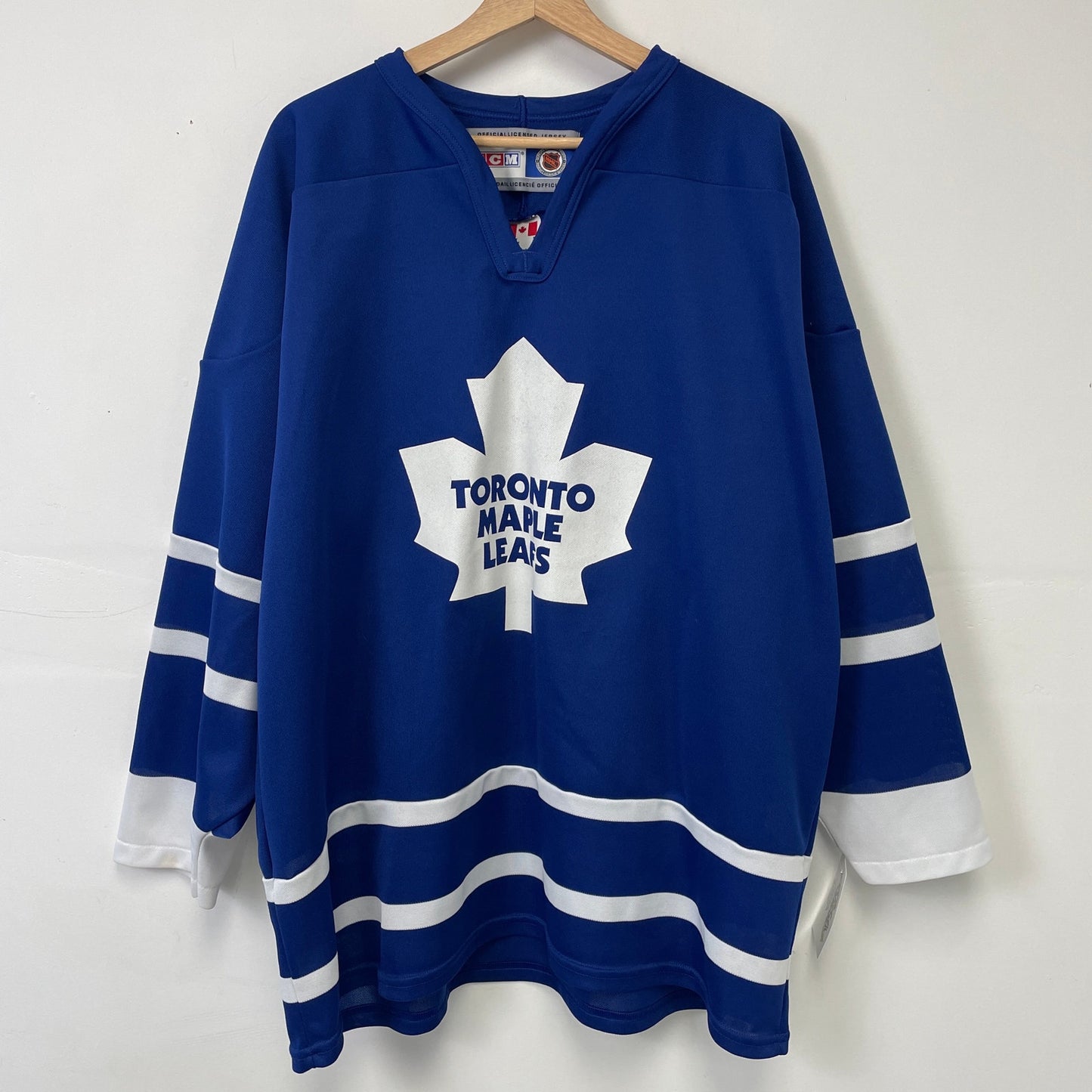 Vintage CCM toronto maple leafs hockey jersey XL