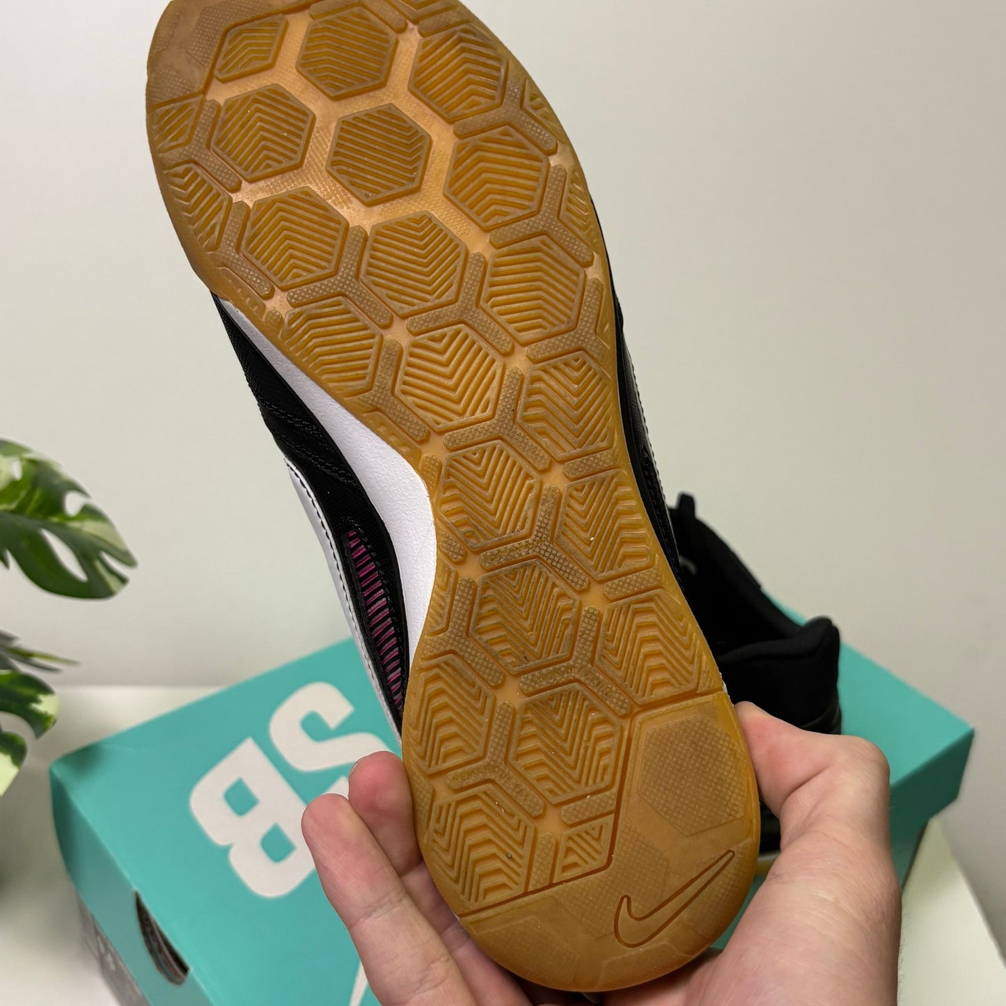 Nike Supreme SB Gato QS Trainer black gum 9.5