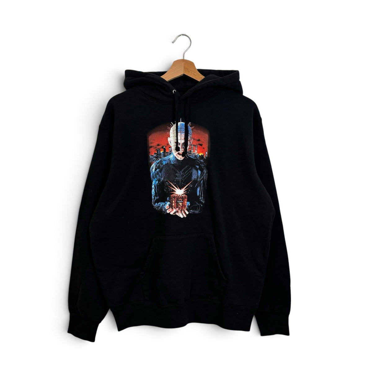 New Supreme x Hellraiser Hell on Earth Hooded Sweatshirt SS18 M