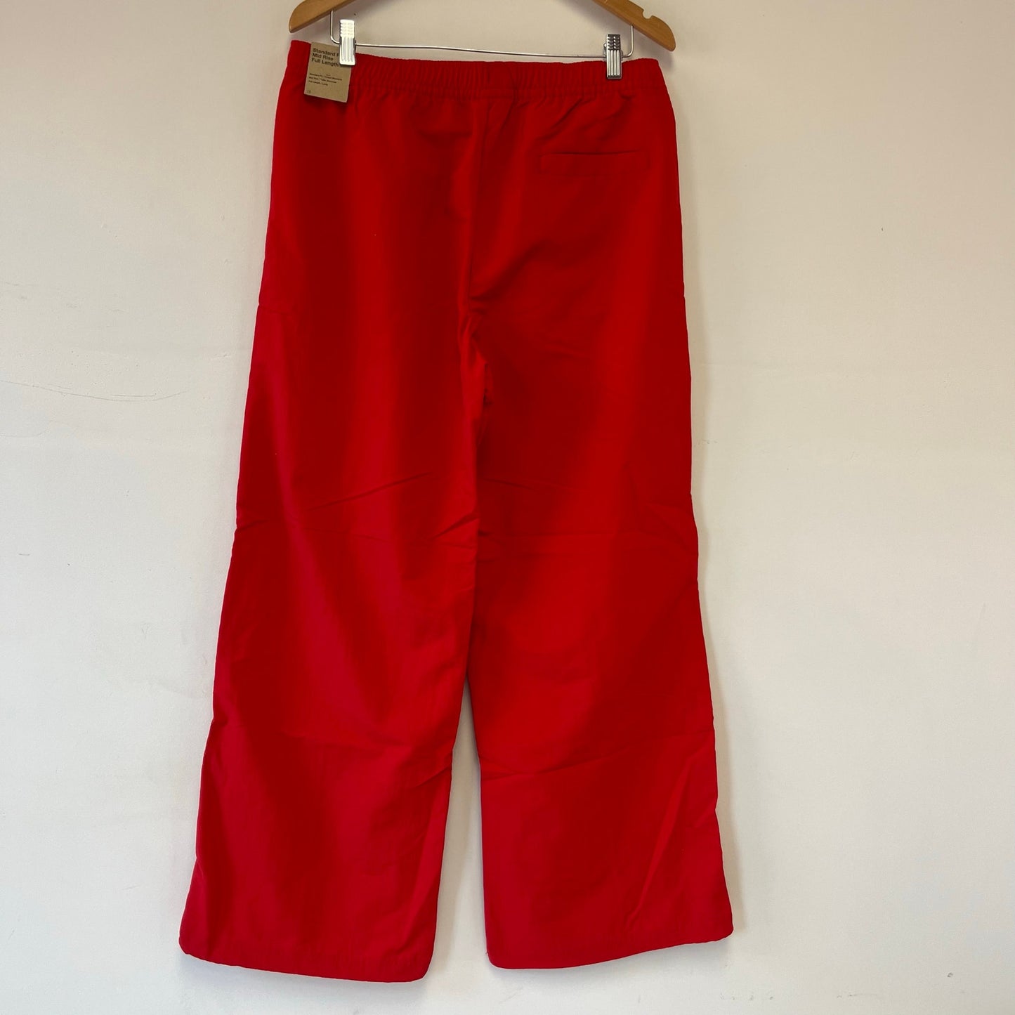 NWT Nike Baggy Trackpants L