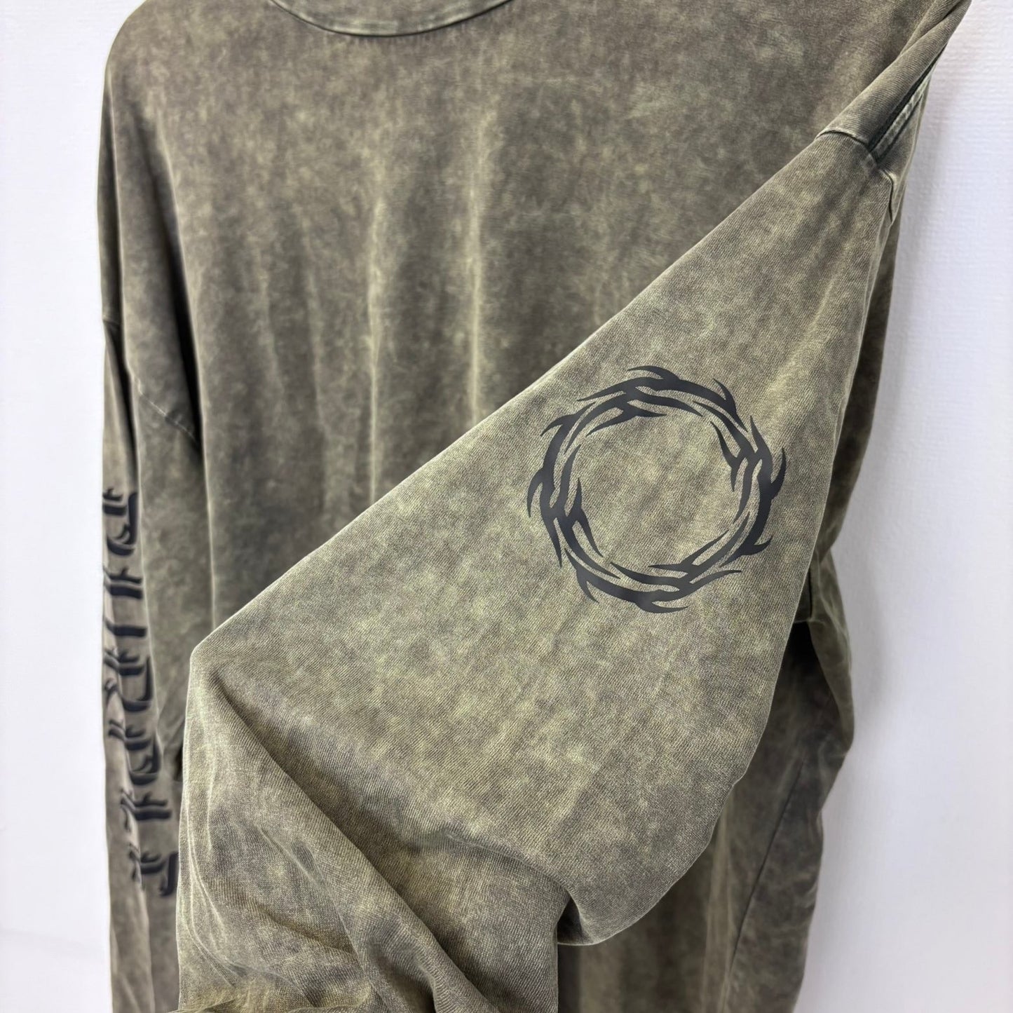 Purple acid wash green long sleeve shirt L