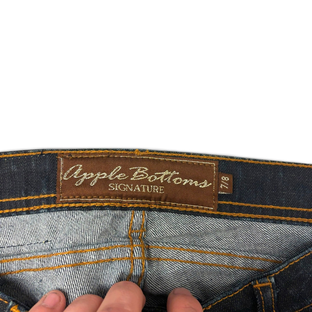 New Vintage Apple Bottom Signature Jeans 7/8