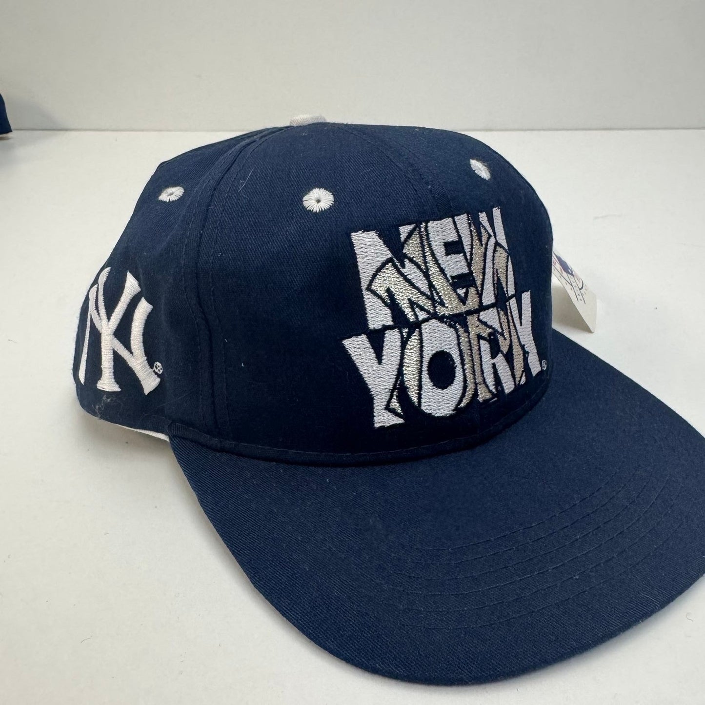 Vintage New York Yankees Navy Snapback