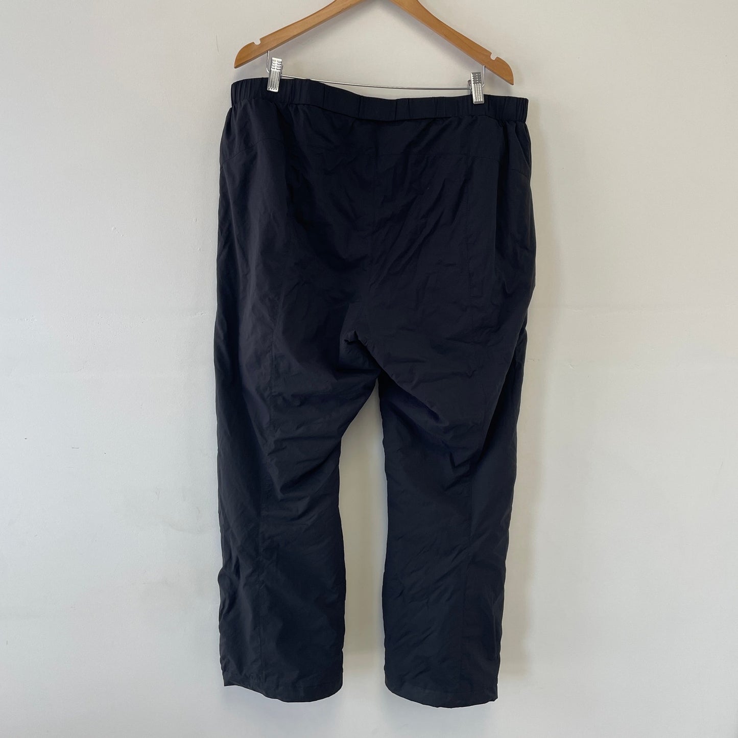 Arc’teryx insulated snowboard pants XXL