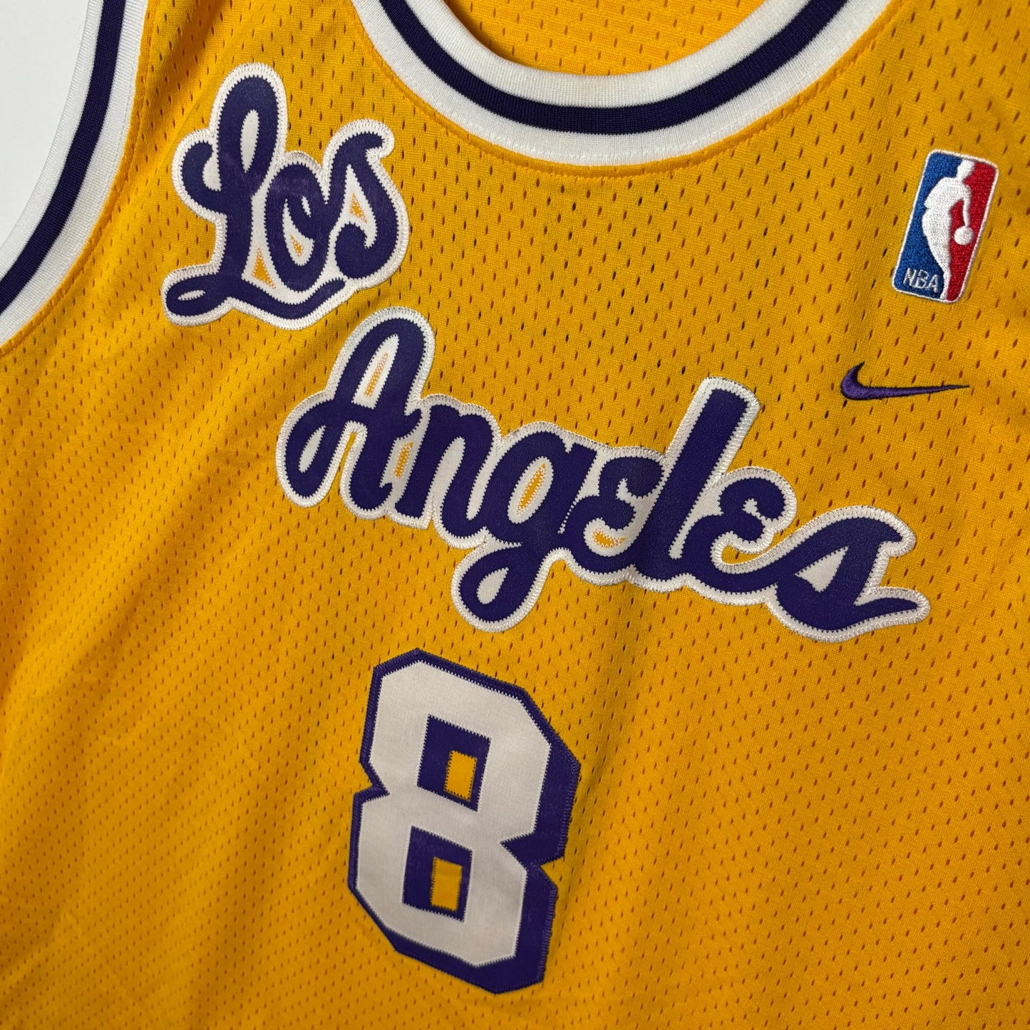 Vintage Nike 90s LA Lakers Kobe Bryant jersey XL