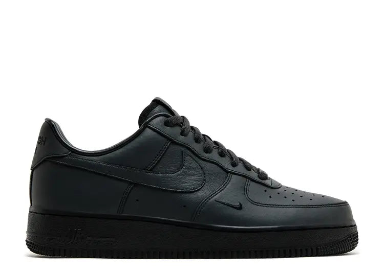 Nike Air Force 1 Triple Black Size: 8.5, 9, 10, 10.5, 13