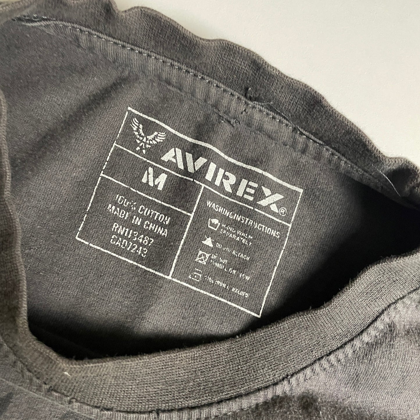 Avirex Y2K t shirt