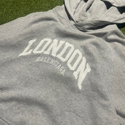 2022 balenciaga “London” hoodie