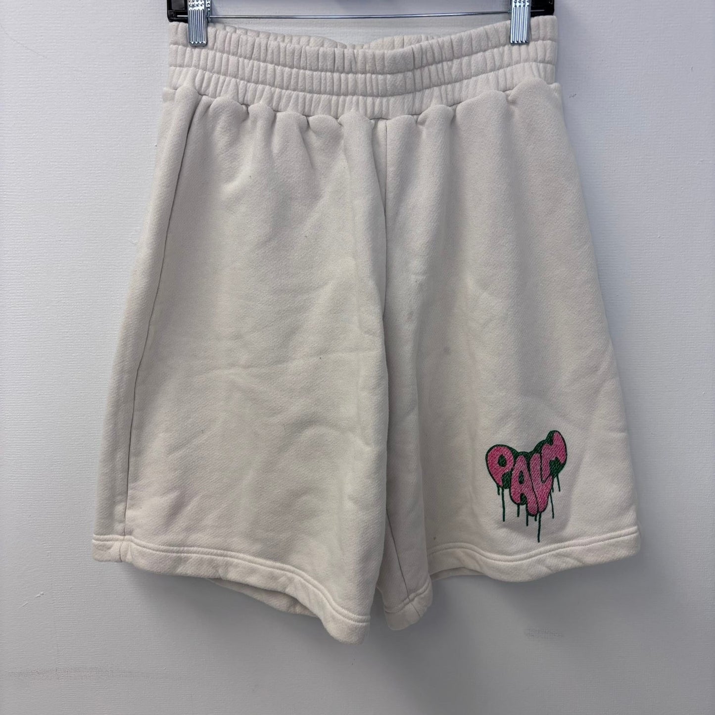 Palm Angels Spray Heart Shorts M
