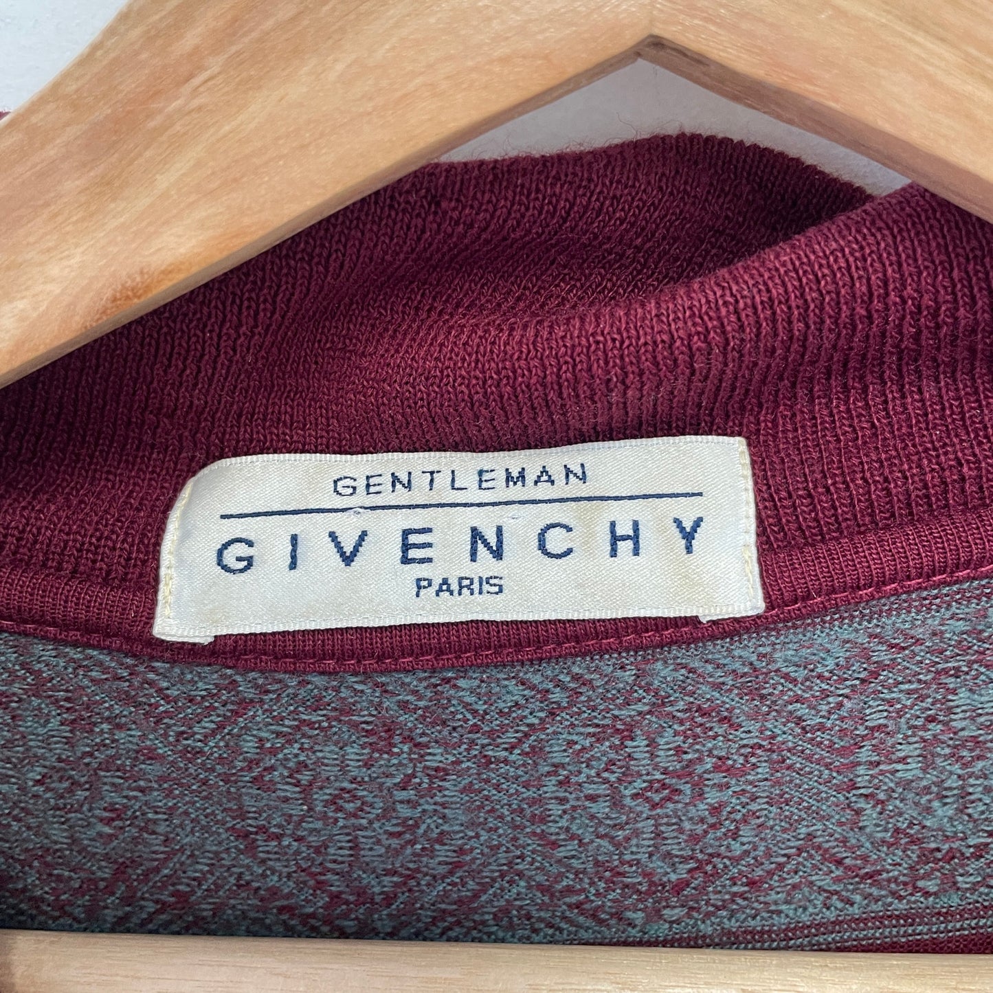 Givenchy vintage patterened Shirt L