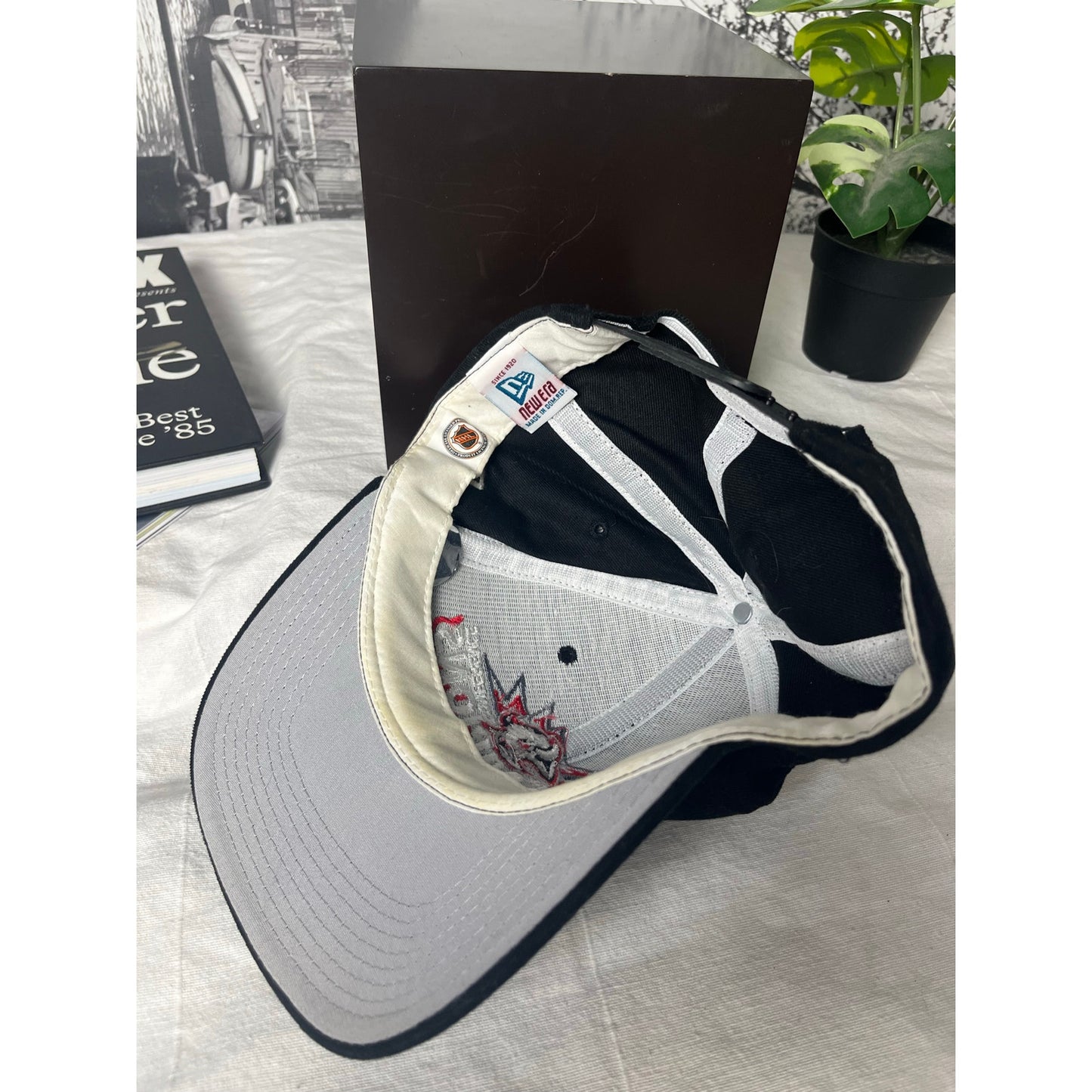 Buffalo Sabres goathead spellout baseball hat NWT