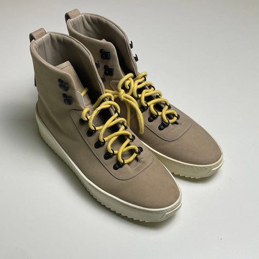 FOG hiking hi top sneaker