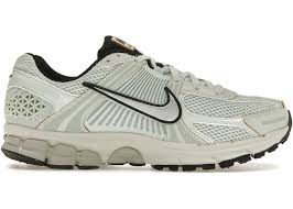 Nike Zoom Vomero 5 Light Silver Size: 10.5/12w